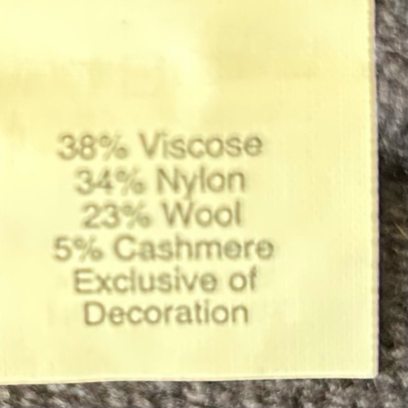 J. CREW Asymmetrical Wool/Cashmere Blend Asymmetrical Ruffle V-Neck Sweater - Picture 6 of 7